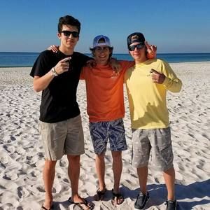 Meet your Posher, Collin